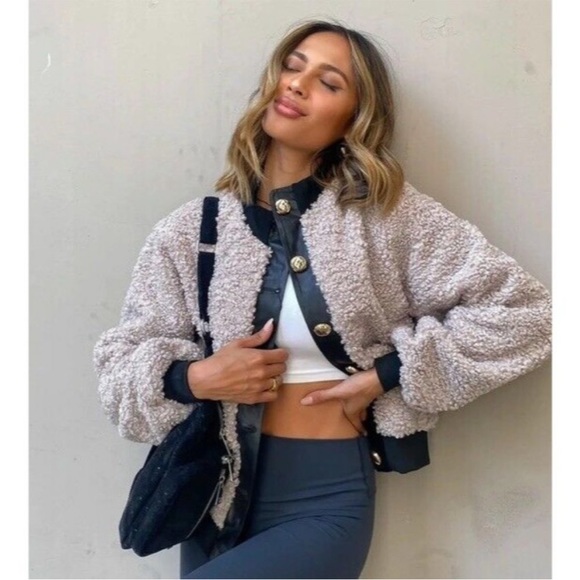 AVA KRIS KARLIE oversized sherpa bomber jacket in size Small - Picture 1 of 10
